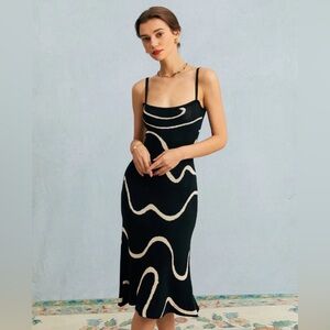 Rihoas Dress Midi in Black